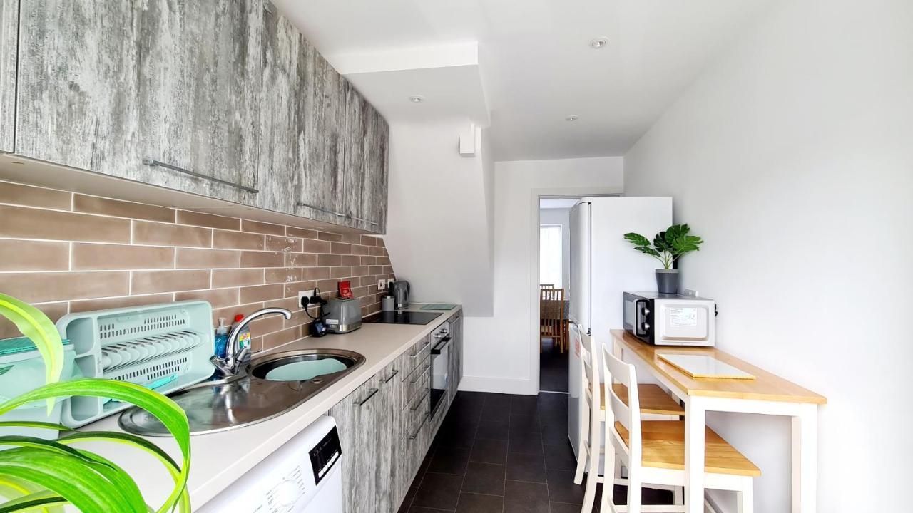 Station Heights Villa Rayleigh Ngoại thất bức ảnh